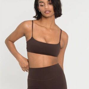 NWT Form Activewear Sports Bra - Espresso